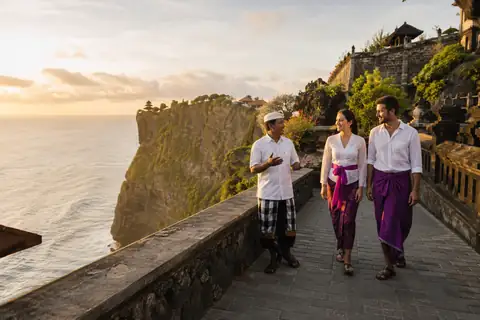 bali uluwatu tour