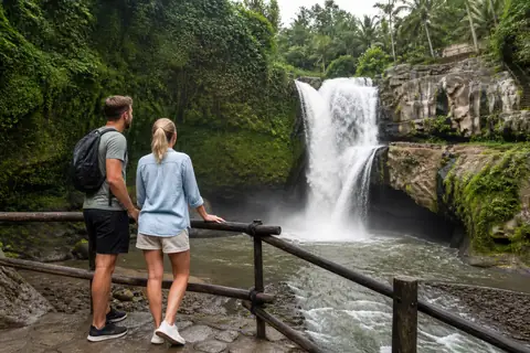 tegenungan waterfall ubud tour